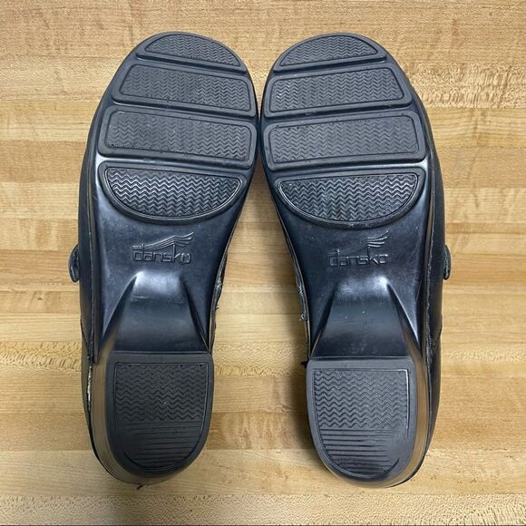 Dansko Solstice Side Button Clog Shoe Slip On 40 Black Leather Monk Professional - Picture 6 of 8